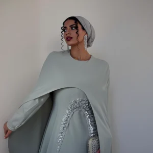 عباية سيلفر راقية بتطريز كريستالي فاخر 2025