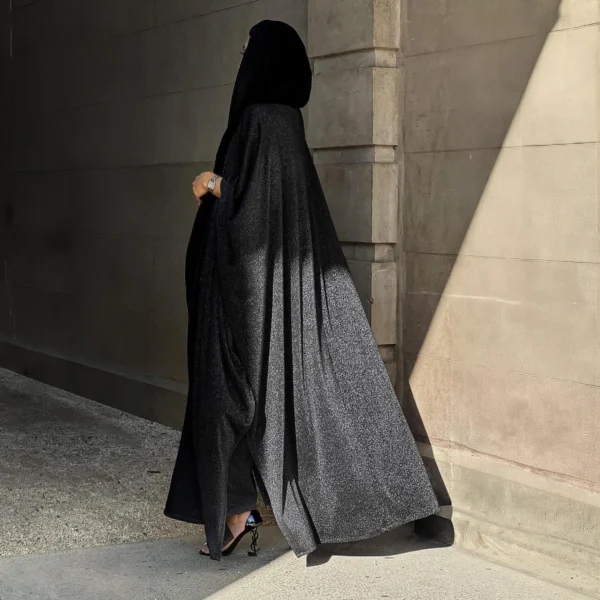 2 عباية سواريه لامعة سوداء – فخامة السهرة