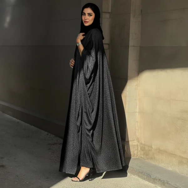 3 عباية سواريه لامعة سوداء – فخامة السهرة